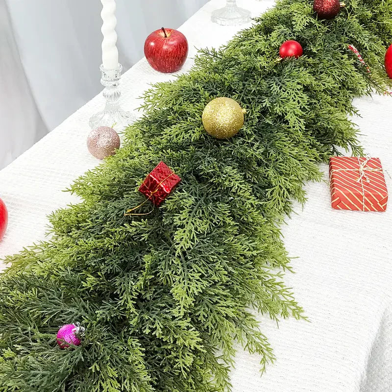 ❄️🎄Oveallgo® Artificial Cedar Garland🇺🇸Green Pine Garland for Table, Mantel, Wall – Perfect for Indoor & Outdoor Christmas Decorations